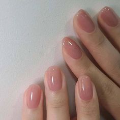 Cute Nail Art Acrylic, Wedding Short Nails Design, Short Tips Nails Gel, Short Nails Without Nail Polish, Elegant Graduation Nails, Cute Simple Square Acrylic Nails, Press On Nails Natural, Simple Summer Nails No Design, Delicate Short Nails