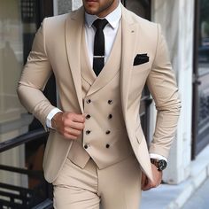 Men's 3 Piece Suits Style, Mens Suits Designs Style, Light Colour Suits Men, Gatsby Suit Men, Best Colour Suits For Men, Men 3 Piece Suits Fashion Styles, Beige 3 Piece Suit Men, Suit Colour For Men, Taupe Wedding Suit