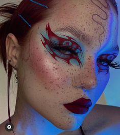 Asian Vampire, Punk Eyeliner, 2022 Eye Makeup, Eye Makeup Ideas, Rave Makeup, Edgy Makeup