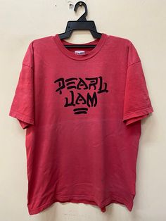 Item : vintage Pearl jam grunge bandTee shirt 90s Armpit to Armpit :23" Length :29" XLarge  metarials 100%cotton  conditions used vintage  refer to pics carefully made in usa original / authentic  ACCEPT PAYMENT: PAYPAL ONLY ALL ITEM WILL BE SHIPPED WITHIN 3-5 BUSINESS DAY AFTER RECEIVING CLEARED PAYMENT AND DELIVERED 4-8WEEKS WE ARE USING POST DHL EXPRESS WITH YOUR TRACKING NUMBER. PLEASE LEAVE YOUR PHONE NUMBER DURING PURCHASE.PHONE NUMBER REQUIRES FOR DHL EXPRESS POST (VERY IMPORTANT) THANKS 90s Style Cotton T-shirt With Graffiti Print, 90s Style Relaxed Fit Graffiti T-shirt, Vintage Graffiti Print T-shirt For Streetwear, 90s Style Acid Wash T-shirt For Streetwear, Music Taste, Vintage Pearl, Pearl Jam, Mens T Shirts, Vintage Pearls