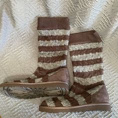 Cute And Comfy Cardi Knit Boots By Ugg. Brown And Gray Cable Knit With Leather Trim. Super Soft Sheepskin Lining. Classic Ugg Soles. Women’s Size 10. New In Box. Originally $160