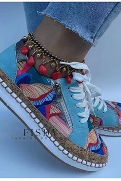 Fisdy - Premium Color Block Low-Top Athletic Sneakers featuring Thick Soles and Stylish Printed Designs Athleisure Shoes, Premium Colors, Patent Leather Heels, Athletic Sneakers, Low Heels, Low Top, Athleisure, Top Sneakers, Patent Leather