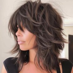 Mid Length Choppy Hairstyles, Sally Hershberger Shag, Shag Cuts For Thick Hair, Shag Hairstyles For Thinning Hair, Extreme Layered Hair, Shag With Highlights