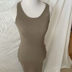 This Is A Sage Green Color Dress. Stretchy Material, Definitely It Can Fit A Size Small And Medium Body As Well. It Have A Slit On The Left Side So You Can Your Your Leg. Never Used. Green Color Dress, Sage Green Color, Rose Green, Rose Dresses, Color Dress, Rose Dress, Small Dress, Stretchy Material, Pink Rose