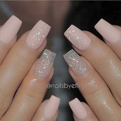 Love these! @nailsbyeffi✨ Nails Birthday, Nails Classy, Pink Glitter Nails, Makijaż Smokey Eye, Ideas Nails, Acrylic Nail Art, Birthday Nails, Prom Nails, Fancy Nails