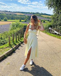 #ootd #outfits #outfitoftheday #fashion Winery Outfit Summer, Wine Tasting Outfit, Spain Outfit, Abigail Dress, European Fashion Summer, Europe Travel Outfits, Floral Print Dress Summer