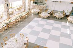 an overhead view of a banquet hall with tables and chairs