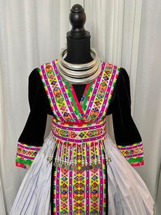 Hmong Wedding, Dress To Impress, Halter Dress, Cross Stitch, Wedding Ideas