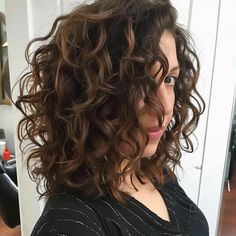 Get Curly Hair, Layered Curly Hair, Naturally Curly Hair, Curly Hair Types, Blonde Curly Hair, Hair With Bangs