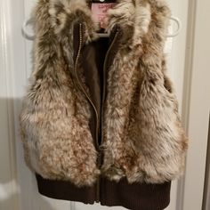 Zippered Front, Heavy Ribbing At The Waist- Never Worn Cute Brown Winter Outerwear, Faux Fur Vest Outfit, Brown Fur Vest Outfit, Faux Fur Vests Outfits, Fur Vest Outfits, Faux Fur Vests, Fur Vest, Girl Coat, Kids Jacket