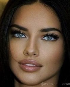 Mix Of Megan Fox And Adriana Lima, Adriana Lima Young Aesthetic, Adriana Lima Nose, Young Adriana Lima, 90s Makeup Look