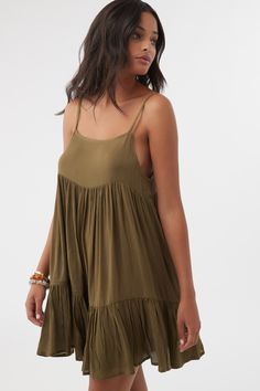 Complete your beach look with this flowy cover-up dress. It has a mini length fit and tiered detail. O'Neill Women's Cover-up dress Mini length Tiered skirt 100% Viscose Sundress Aesthetic, Fancy Accessories, Swim Cover Up Dress, Draped Midi Dresses, Dresses Xxl, Women's Cover Up, Beach Look, Swimsuit Cover Ups, Swim Cover