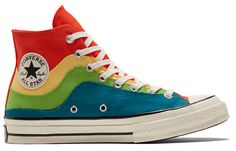 The Chuck Taylor All Star 1970s 'The Great Outdoors' is a shoe that pays homage to nature with its layered design. It features a canvas upper in Bright Poppy, overlaid with peach-colored ripstop, lime green twill canvas and teal slub canvas. The different colors represent the interaction between water and land at different temperatures. The shoes are completed with recycled laces and a white rubber midsole. Fun Converse, Customized Converse, Rainbow Shoes, Converse Chuck 70, Colorful Shoes, Black Gums, Chuck 70, Layered Design, Converse Chuck Taylor All Star