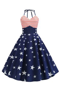 Aline Dress Pattern, 1950 Vintage Dresses, American Flag Dress, Dresses 50s, 4th Of July Dresses, Vintage Dress Design, American Party, Flag Dress, Beauty Websites