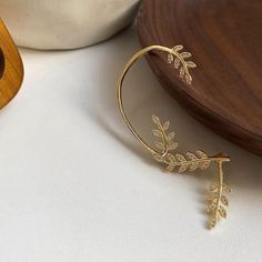 Leaf Ear Cuffs, Laurel Leaf, Clip Earring, Gold Ear Cuff, Butterfly Clips, Platinum Metal, Ear Hook, Clip Earrings, Gold Fashion