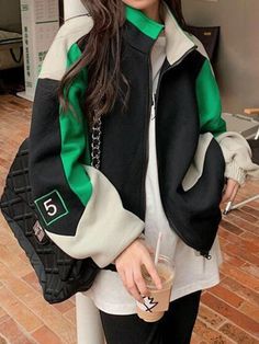 Color Block Zip Up Varsity Jacket - AnotherChill 90s Y2k Fashion, Jeans Patchwork, Street Punk, Jogging Shorts, Vintage Preppy, Baby Tees Y2k, Trendy Summer Outfits, Jackets Online, Green Jacket