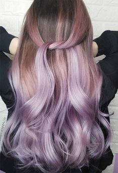 Lilac Hair Dye, Short Dyed Hair, Hair Dye Brush, Hair Dye Tips, Dyed Hair Purple, Colored Hair Tips, Hair Color Shades