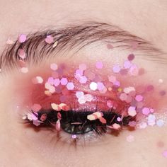 Galaxy Party, Tori Vega, Pink Sparkles, Sparkly Eyes, Glitter Eyeliner, Cat Eye Nails, Trendy Makeup, Pink Eyeshadow, Pink Lipstick