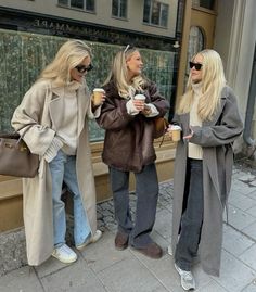 Amsterdam Outfit, Uggs Outfits, Nyc Winter Outfits, December Outfits, Nyc Fits, Look Boho Chic, Nyc Outfits, New York Outfits, New York Winter