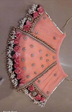 Kanha Ji Dress, God Dress, Krishna Dress, Wool Crafts Diy, Thali Decoration Ideas, Janmashtami Decoration, Bal Gopal, Diwali Decoration Items, Laddu Gopal Dresses