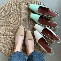 Block Heel Loafers, Kitten Heel Shoes, Chunky Heel Pumps, Pump Heels, Cabbages, Summer White, Slingback Shoes, Kitten Heel Pumps, Pumps Shoes