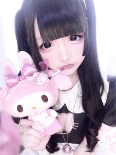 Jirai kei gal Big Eyes Makeup, Kei Visual, Jirai Kei, Korean Outfit Street Styles, Yami Kawaii, Make Up Inspo