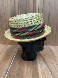 "Vintage men's Robert Kirk Ltd. San Francisco straw brimmed fedora hat size 6 7/8.  Ribbon around, excellent condition.   Please, check carefully the measurements, photos and description of the article before buying it, we do not accept changes or returns. 21\" Inside band circumference  1 3/4\" Brim  4\" Height  We ship hats in a box, not a bag.  We take great care in packaging every item to ensure safe shipment to you.  International buyers: Please ask for the shipping rates speciality for your country." Kentucky Derby Top Hat With Short Brim, Short Brim Top Hat For Kentucky Derby, Adjustable Flat Bill Straw Hat For Kentucky Derby, Retro Short Brim Hat For Vacation, Casual Top Hat With Short Brim For Kentucky Derby, Vintage Fedora For Kentucky Derby With Flat Bill, Vintage Flat Bill Hat For Kentucky Derby, Fitted Straw Fedora With Short Brim, Fitted Straw Hat With Short Brim