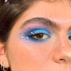 Rave Makeup, Eye Makeup Art, Kiss Makeup, Blue Makeup, Glitter Makeup, Makeup Designs