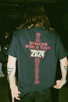 WIDER FIT: SIZE DOWN OR REVIEW THE SIZE CHART BELOW Heavyweight tee with a boxy fit Pigment-dyed black short sleeve tee Vintage MARS graphic with skull on the front Seasons World Tour 2024 with all 78 show dates on the back 100% cotton 7.6 oz Unisex SIZE LENGTH (IN.) WIDTH LYING FLAT (IN.) S 26 20 1/2 M 27 22 1/2 L 28 24 1/2 XL 29 26 1/2 2XL 30 28 1/2