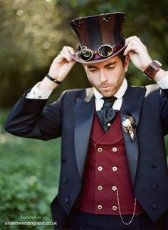 I would dress like this if it weren't 80+ degrees in the winter here.  Steampunk Gent - Crystaline : Steampunk Fashion Archives. Steampunk Mens Fashion, Victorian Steampunk Wedding, Steampunk Kitchen, Steampunk Outfits, Steampunk Man, Punk Wedding