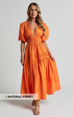 Mellie Midi Dress - Puff Sleeve Plunge Tiered Dress in Orange Basic Black Dress, Bachelorette Dress, Spring Maxi Dress, Neon Outfits, Navy Bridesmaid Dresses, Look Short, Long Sleeve Knit Dress, Sparkle Dress, Strapless Tops