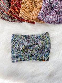 Made with soft, strong, and washable luxury 4-ply yarn. Great option if you won't want to mess up your hair or for cool days when you don't quite need a beanie. Headband is 5.75" X 8.5" and made to fit standard women's head circumference of about 20-22" comfortably.  Due to the hand dyed nature of this yarn, each headband is unique and no two are exactly the same there will be slight variation in the headband you receive. I do my best to capture the true color scheme of my items, but note each monitor presents colors differently. Benefits of Wool:  -BIODEGRADABLE: It naturally decomposes into the soil releasing valuable nutrients back into the earth once you're ready to toss it.  -BREATHABLE: As wool fibers are packed together, tiny pockets of air form allowing the material to absorb and r Twisted Ear Warmer, Women Headband, 4 Ply Yarn, Green Aqua, Ear Warmer, Wool Knit, Earmuffs, Aqua Green, Headbands For Women