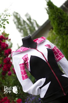 Spidergirl Sweater, Spiderman And Gwen, Spider Gwen Costume, Hoodie Base, Pink Spider, Gwen Stacy