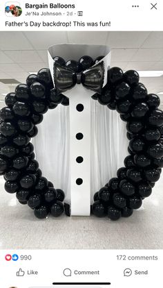 an image of a bow tie made out of balloons