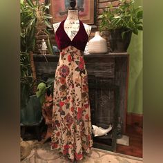 One Of A Kind, Handmade 1970s Floor Like Length Gown With Maroon Velvet Halter Top And Flowing Floral Bottom. In Excellent Vintage Condition. Velvet Dress Upcycle, Fairy Vintage Aesthetic, 70s Dresses Formal, Boho Formal Dress, Thrifted Dresses, Romantic Style Fashion, 70s Fashion Women, Thrift Manifest, Velvet Halter Top