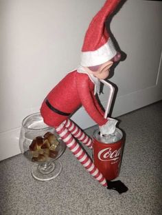 Elf Ideas Creative, Elf On The Shelf Advent Calendar, Elf On The Shelf Ideas 3 Elfs, Elf On The Shelf Ideas Teenagers, Elf On The Shelf Advent Calendar Ideas, Elf Ideas Easy Creative, Elf On The Shelf For Teens, Elf On The Shelf Easy Ideas