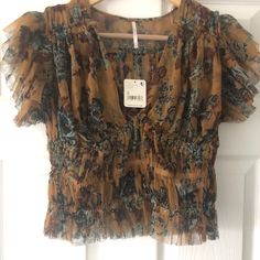 Free People - Nwt! Wear With Jeans, White Shorts, Skirt Pet And Smoke Free Always. Ruffle Top Blouses, Butterfly Print Dress, Shorts Skirt, Chiffon Kimono, Modern Victorian, Jeans White, Lace Crop Tops, Top Women, Embroidered Top