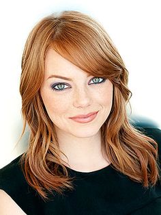 We love the purple eyeshadow that makes her gorgeous green eyes pop! Makeup Fair Skin Green Eyes, Fair Skin Green Eyes, Shades Of Copper Hair, Makeup Fair Skin, Wedding Makeup Redhead, Emma Stone Hair, Shades Of Red Hair, Strawberry Hair, Strawberry Blonde Hair