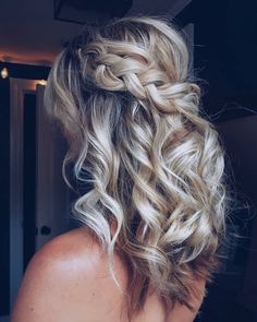 Braid Wedding Hairstyles, Loose Braid, Braid Wedding, Side Braid Hairstyles, Colourful Hair, Hair Extensions Best, Side Braid, Scene Hair