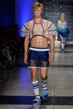 Crop Top Men, Mens Crop Top, Dolly Fashion, Men Sport Pants, Mesh Fashion, Gay Fashion, Androgynous Fashion, Mens Trends