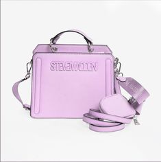 Steve Madden Beverlyn gentle lavender bag Classy Purses, Lavender Bags, Steve Madden Bags, Pretty Bags, Designer Bags, Pink Bag, Christmas List, Purses And Handbags, Steve Madden