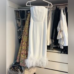 16arlington White Midi Dress W/ Feather Trim. Worn Only Once For My Wedding Welcome Party! Like New Condition. Size 2 In Us. I Am Normally A 0-2 And This Fit Perfectly! Gorgeous Dress! Wedding Welcome Party, Welcome Party, Feather Trim, White Midi, Welcome To The Party, White Midi Dress, Wedding Welcome, My Wedding, Gorgeous Dresses