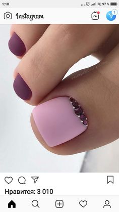 Winter toes Cute Toenail Designs, Mauve Nails, Gel Pedicure, Toe Nail Color, Pretty Toe Nails, Cute Toe Nails, Pedicure Designs, Purple Nail