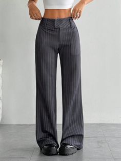 Gris Oscuro Casual Collar  Tela A rayas Pierna amplia Embellished No-Elástico Low Waist Belt, Stripe Pants Outfit, Women Suit Pants, Grey Pants Outfit, Practical Outfits, Pants Outfit Casual, Practice Outfits, Loop Design, Suit Pants