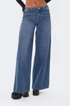 Low-Rise Wide Jeans – edikted Jeans Low, Swimwear Dress, Wide Jeans, Wide Leg Denim, Denim Fabric, S Models, Model Height, Bell Bottom Jeans, Aesthetic Clothes