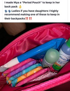 School Backpack Essentials, Period Kit, Pretty School Supplies, School Bag Essentials, Hygiene Care, Feminine Hygiene, Body Hygiene, Shower Skin Care, Pretty Skin Care