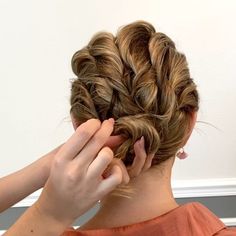 Easy Party Updo for Long Hair Updo Hacks, Easy Long Hair Updo, Party Updo, Updo For Long Hair, Quick And Easy Hairstyles, Minimal Hair, Best Easy Hairstyles, Two Ponytails