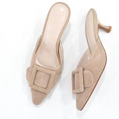 Real suede low heels.  Size 41,42 are customized size, will take 5 days to make them before shipment. Baddie Business, 2024 Shoes, Brown Suede Heels, Fanny Bag, Ballerina Pumps, Black Suede Heels, Nails Fashion, Brown Heels, Buy List