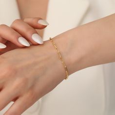 ⛓️🌟✨Elevate Your Style with Our 14k Gold Paperclip Bracelet⛓️ 🌟✨ Make a statement with our exquisite 14k Gold Paperclip Bracelet - the perfect blend of elegance and sophistication. Crafted with precision and attention to detail, this bracelet exudes timeless charm and versatility. Whether it's a gift 🎁for a loved one or a treat for yourself, this bracelet is sure to impress. Embrace minimalist luxury with our stunning Paperclip Bracelet 14k, designed to elevate any outfit effortlessly. 💫 🌟 Elegant Paperclip Chain Bracelet As Gift, Elegant Paperclip Chain Charm Bracelet Gift, Paperclip Chain Bracelet As Gift, Elegant Gold Bracelet With Paperclip Chain For Gift, Classic Bracelets With Paperclip Chain For Gifts, Elegant Gold Paperclip Chain Bracelet Gift, Classic Paperclip Chain Bracelets As Gift, Classic Paperclip Chain Bracelet As Gift, Gold Link Paperclip Bracelet As Gift