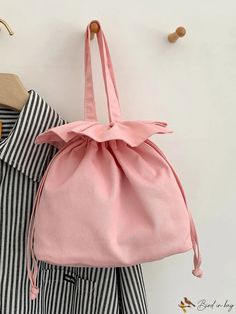 BirdinBag - Stylish Drawstring Shoulder Bag - Impeccable Design and Functionality Ruched Bag, Drawstring Shoulder Bag, Pretty Bags, Word Wrap, Bag Bag, Sewing Bag, Innovative Design, Sewing Fabric, Innovation Design